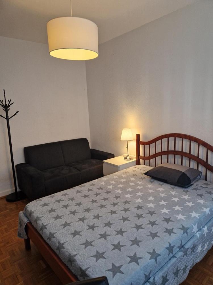 Room In Shared Apartment Geneva Ngoại thất bức ảnh